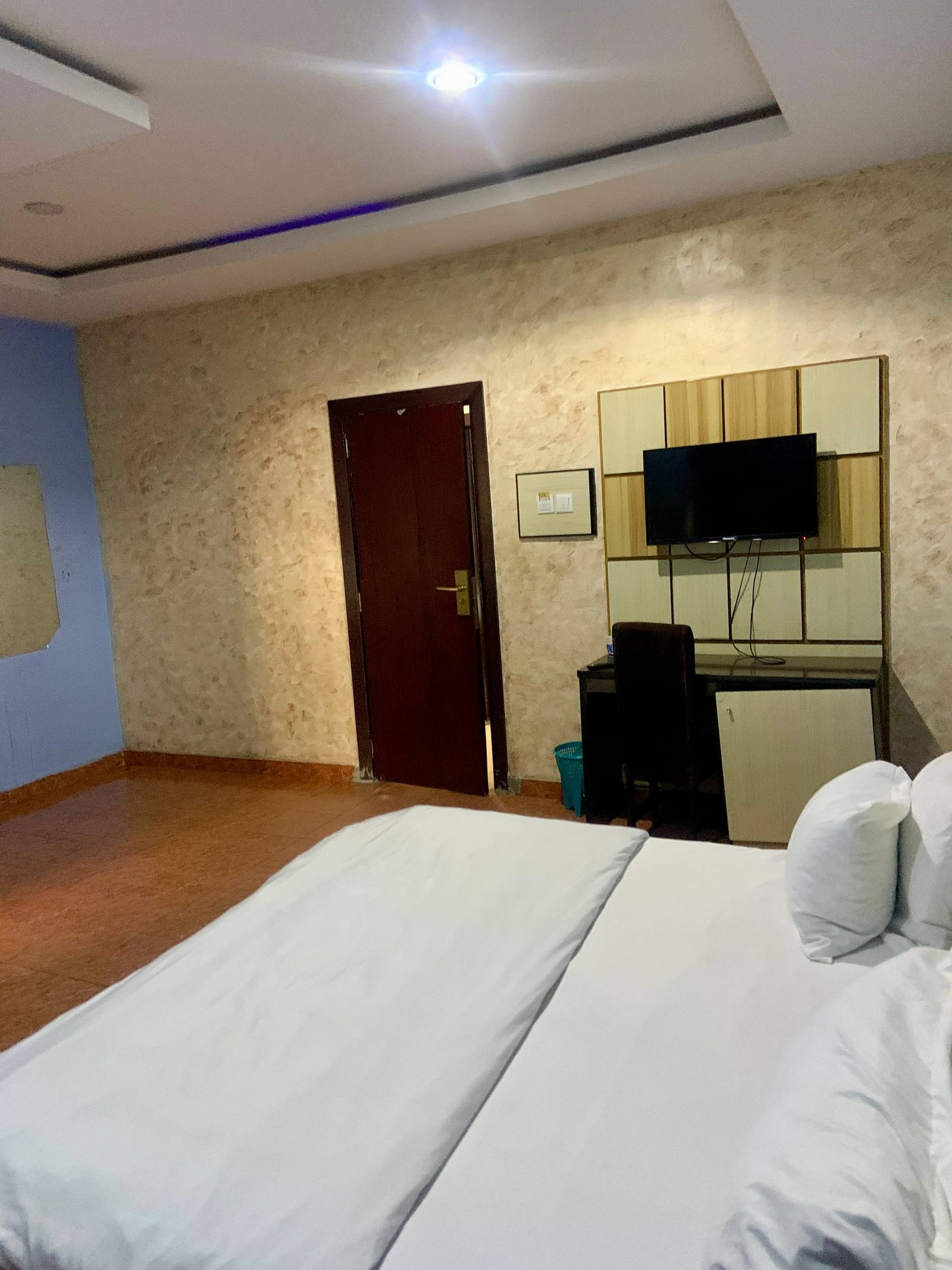 Standard Room Image 1